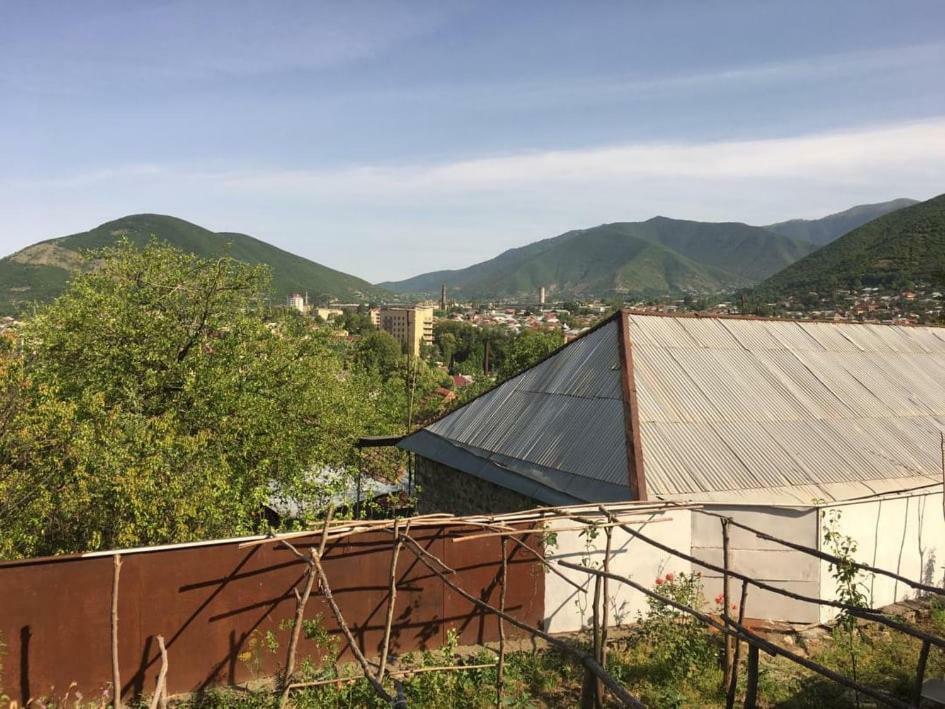 Bed and Breakfast Shaki Host House Şǝki Exterior foto